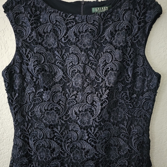 Lauren Ralph Lauren Evening Dress Lighthouse Navy Floral Lace Overlay Sz 16 - Picture 3 of 10
